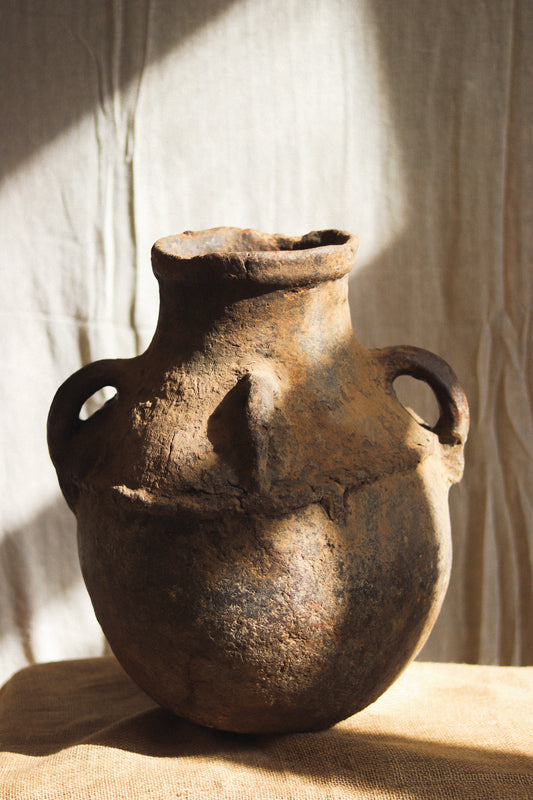 Early Berber Terracotta Storage Vessel | No. 1