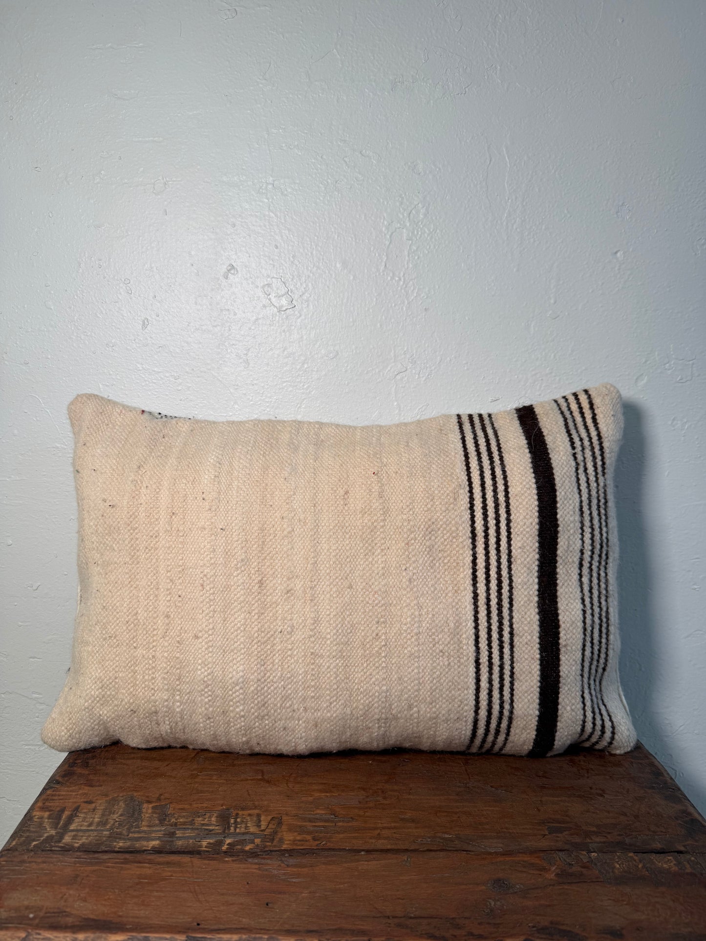 Medium Hand-Woven Hanbel Cushion Cover | Ivory Tribal Chevron No. 1