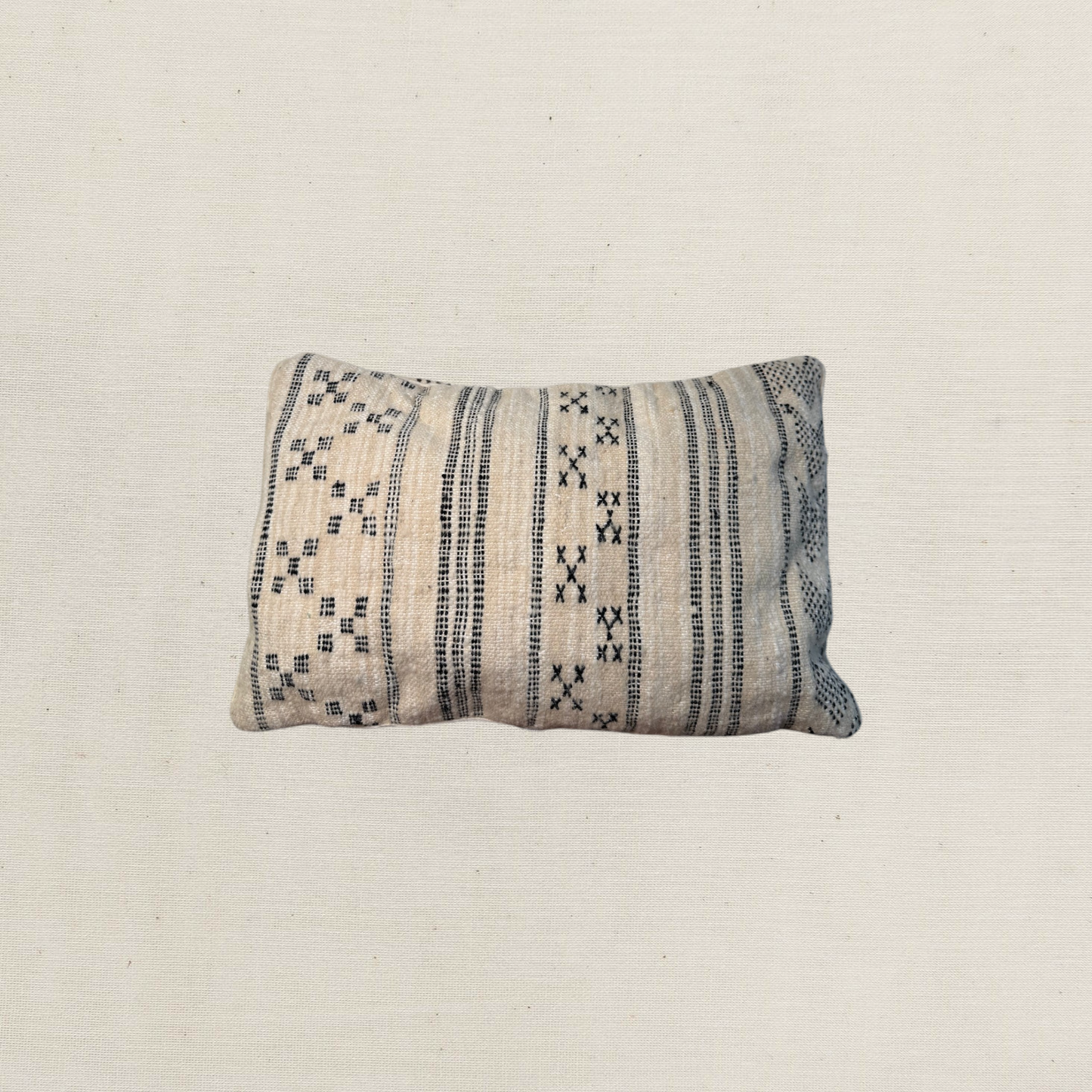 Medium Hand-Woven Hanbel Cushion Cover | Ivory Tribal Chevron No. 2