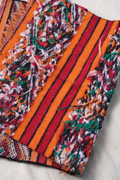 Reverse of the Moroccan Hanbel showing visible coloured yarn ends