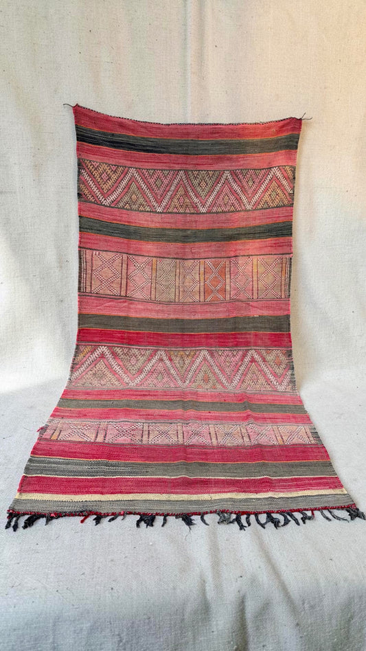 Full front view of the vintage Moroccan Hanbel rug, 305 x 150 cm